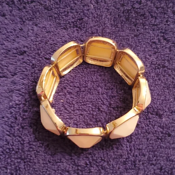 Banana Republic Jewelry Set - Picture 2 of 4